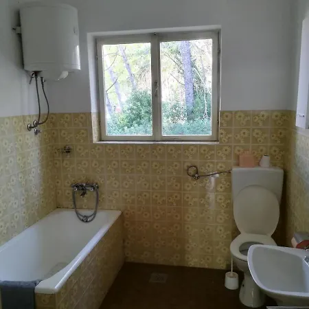 House Near The Sea בית נופש *